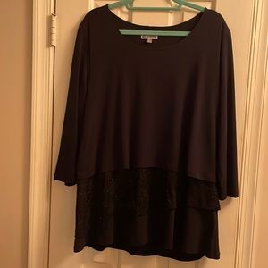 EUC JM Collection tired shirt with textured insert in black